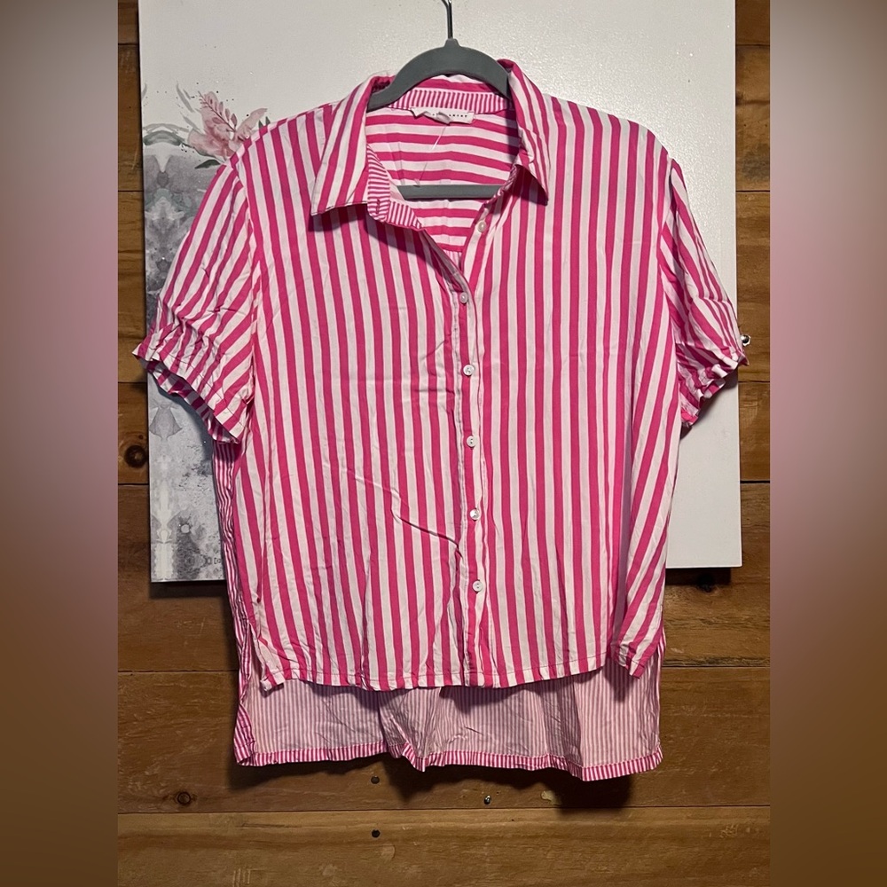NWOT—Jane & Delancey women's striped top in pink & white
